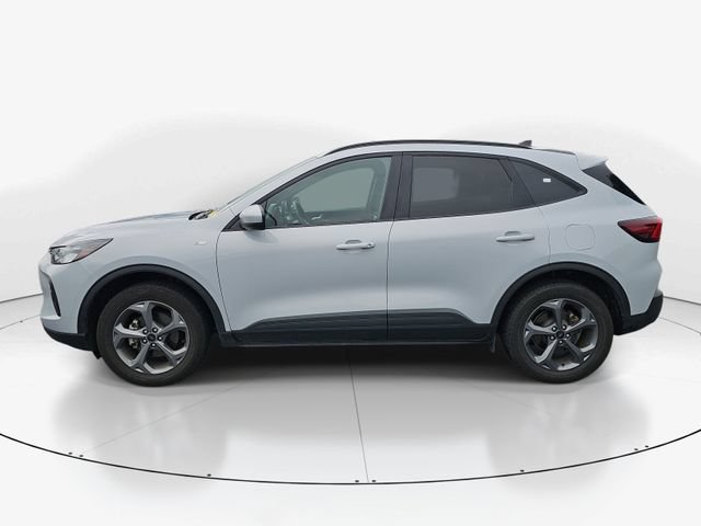 Certified 2025 Ford Escape ST-Line Select AWD/4WD image 6