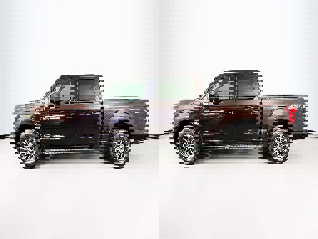 Certified 2019 Ford F150 XLT w/ Equipment Group 302A Luxury image 2