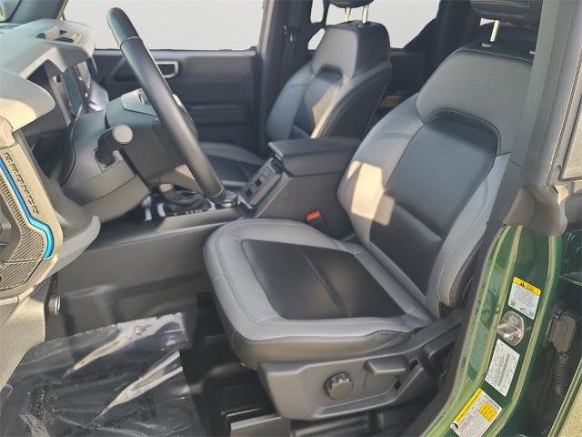 Certified 2024 Ford Bronco Black Diamond image 14