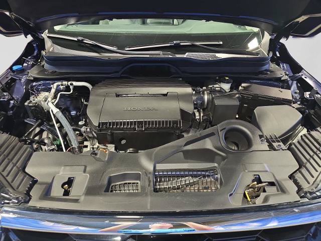 Used 2025 Honda Pilot Touring image 8