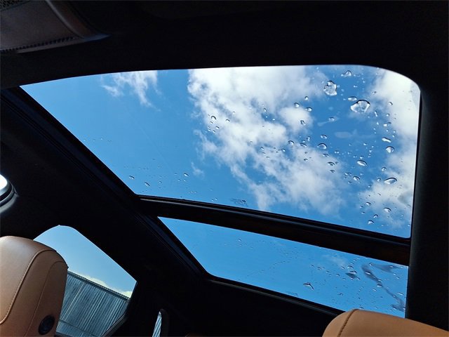 Used 2021 Cadillac XT5 Premium Luxury image 14