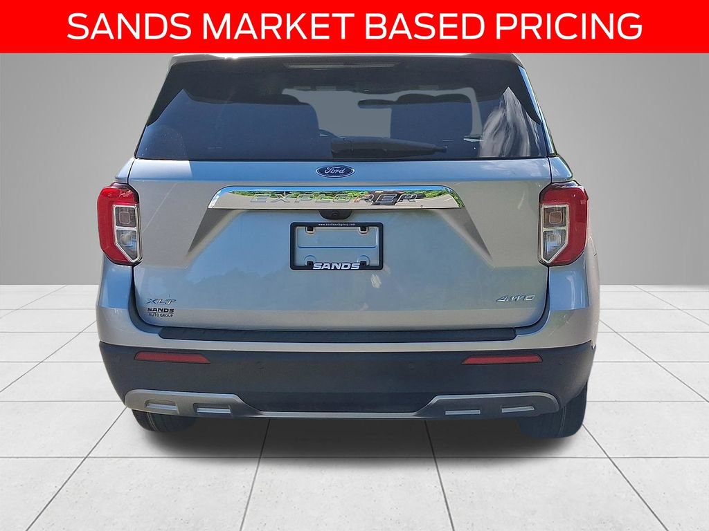 Certified 2023 Ford Explorer XLT w/ Equipment Group 202A AWD/4WD image 5