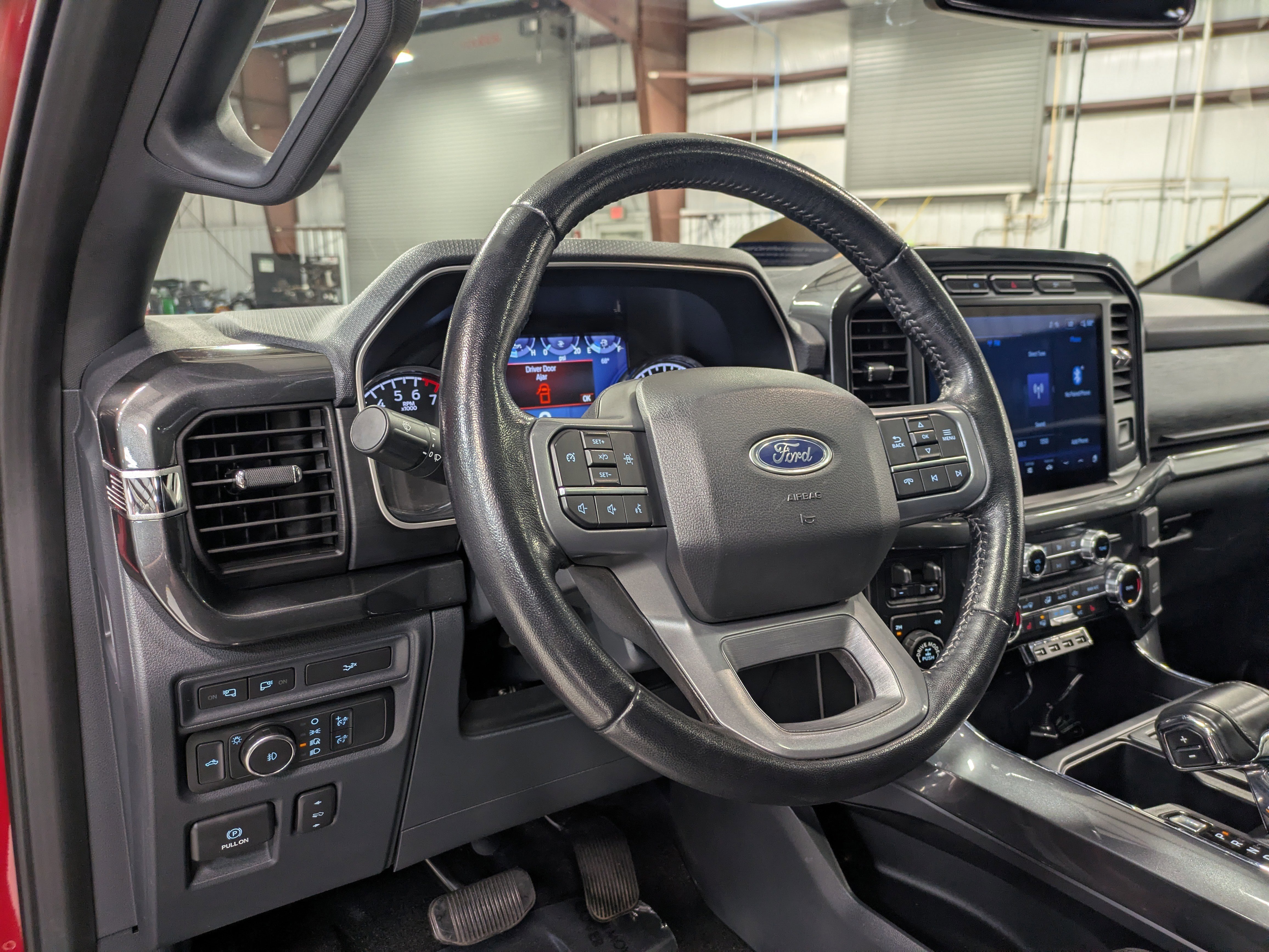 Certified 2022 Ford F150 XLT w/ Equipment Group 302A High image 31