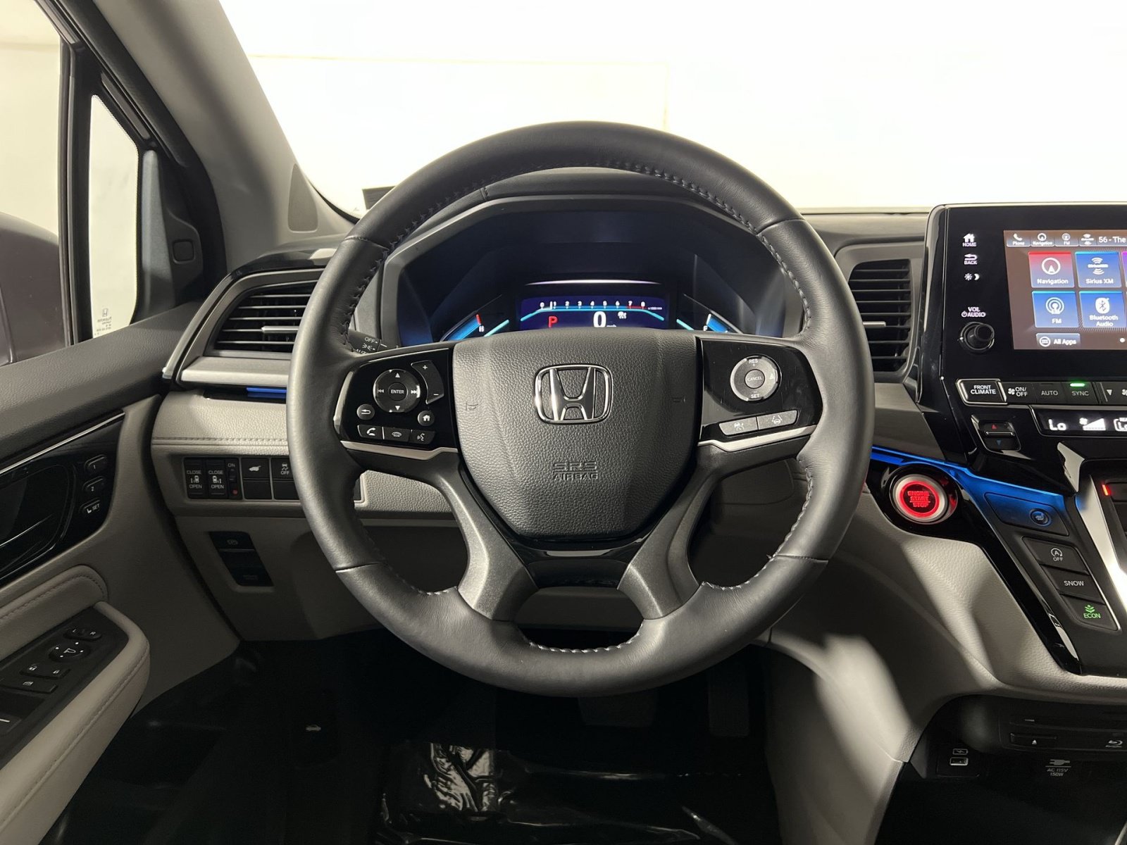 Used 2023 Honda Odyssey Touring image 16