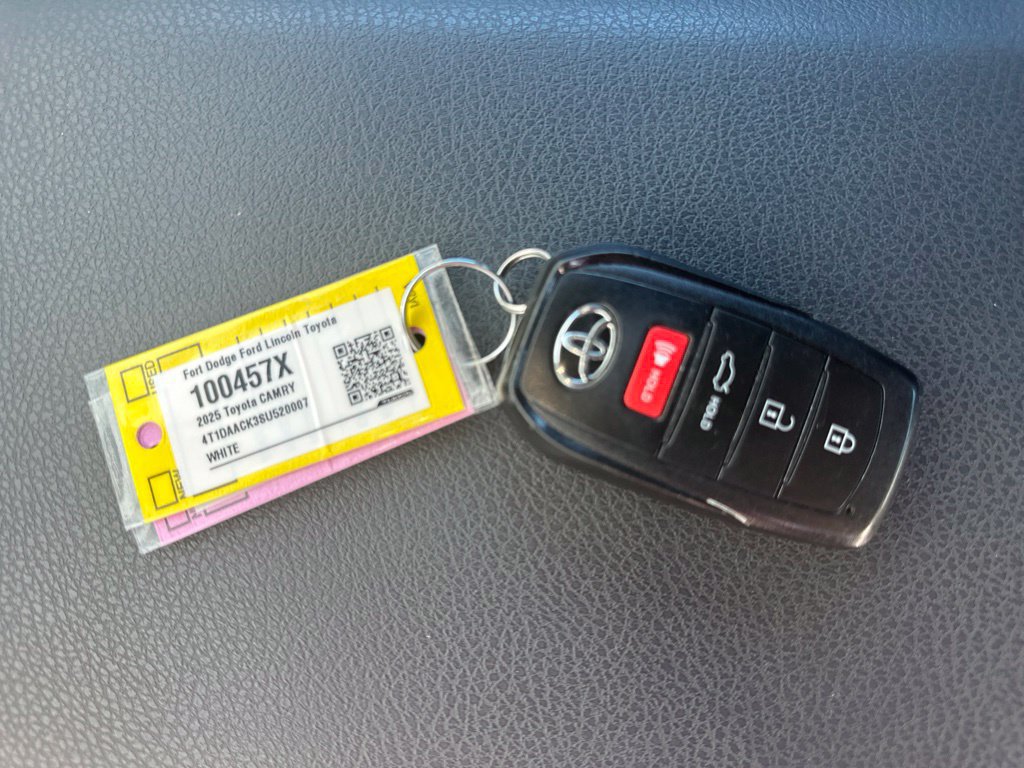 Used 2025 Toyota Camry SE FWD image 52