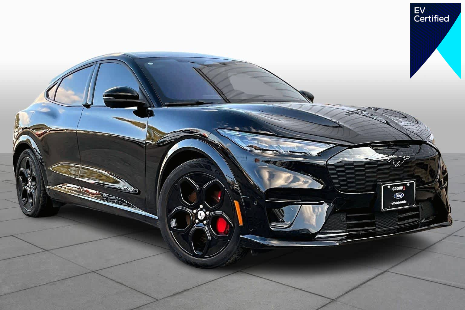 Certified 2023 Ford Mustang Mach-E GT image 1