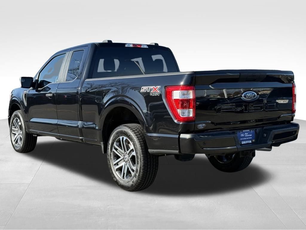 Certified 2022 Ford F150 XL w/ STX Appearance Package image 4