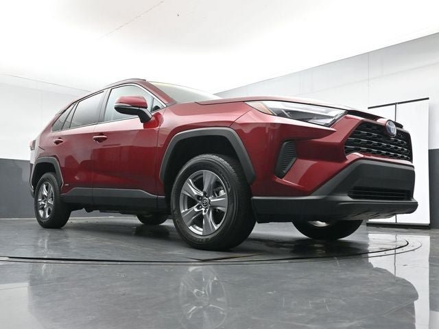 Used 2024 Toyota RAV4 XLE AWD/4WD image 27