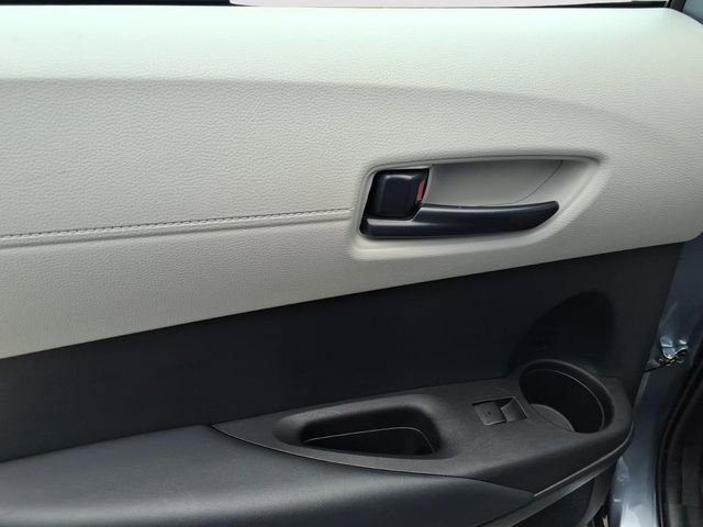 Used 2022 Toyota Corolla Cross L AWD/4WD image 8