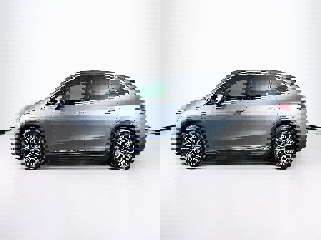 Used 2023 Mercedes-Benz EQE 350+ 4MATIC SUV image 2