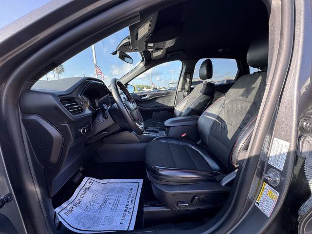 Certified 2025 Ford Escape ST-Line FWD image 13