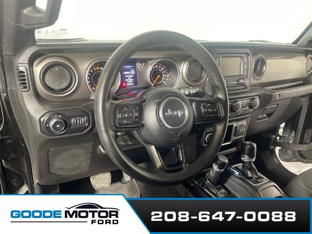 Used 2018 Jeep Wrangler Unlimited Sport AWD/4WD image 8