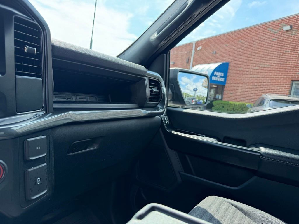 Certified 2022 Ford F150 XL w/ STX Black Appearance Package AWD/4WD image 24