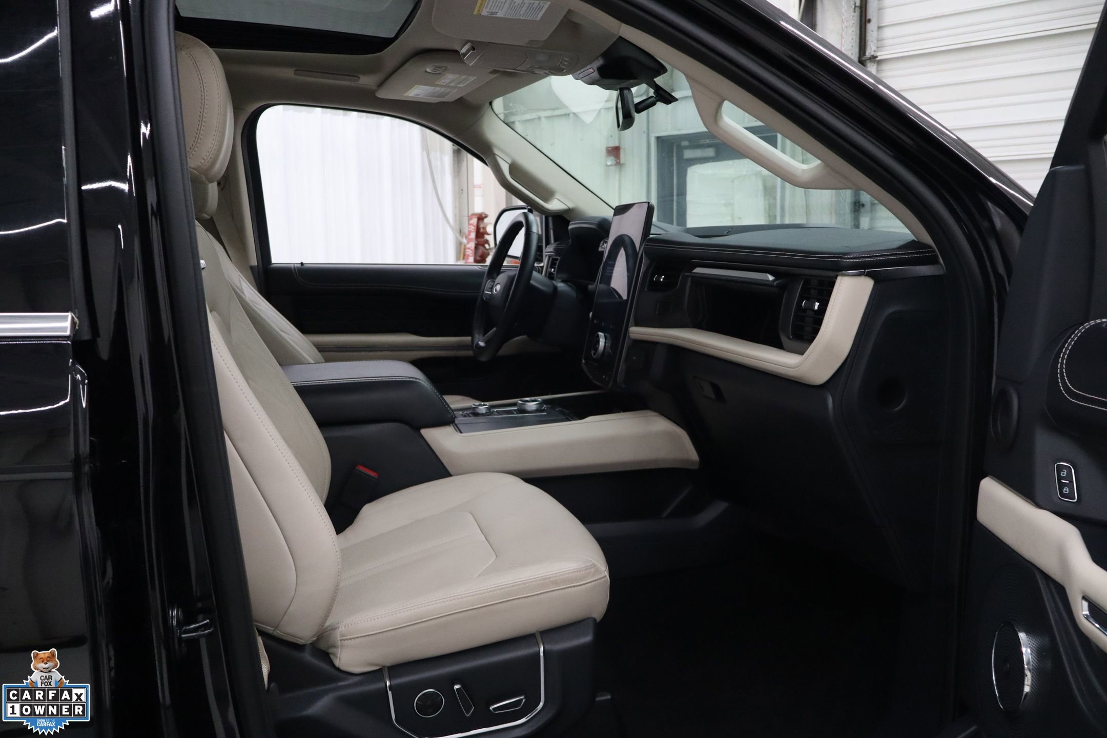 Certified 2024 Ford Expedition Max Platinum AWD/4WD image 32