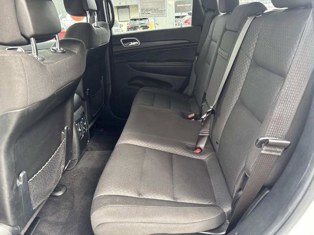 Used 2020 Jeep Grand Cherokee Laredo image 14