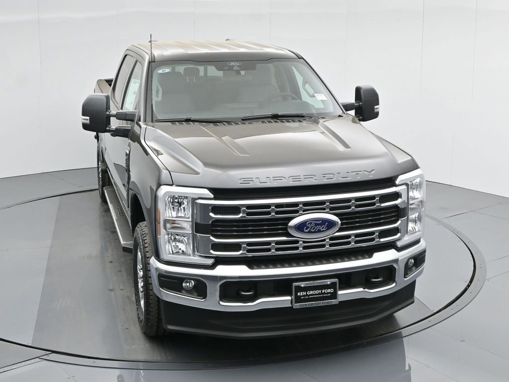 Certified 2024 Ford F250 XLT w/ FX4 Off-Road Package AWD/4WD image 39