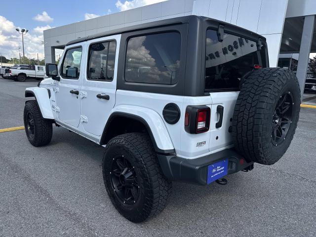 Used 2019 Jeep Wrangler Unlimited Sahara w/ Cold Weather Group AWD/4WD image 7