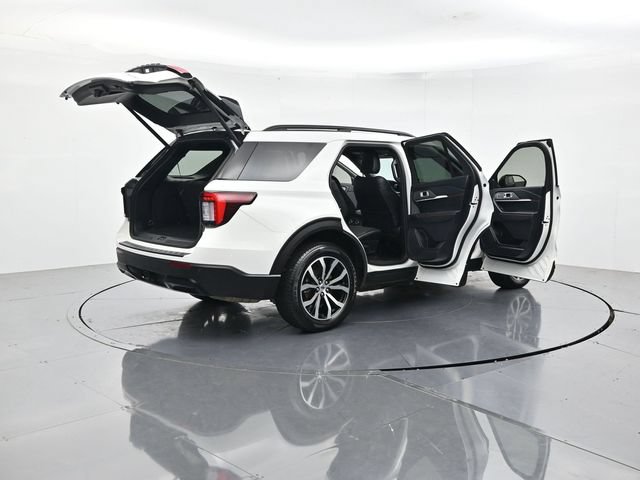 Certified 2025 Ford Explorer ST-Line AWD/4WD image 53