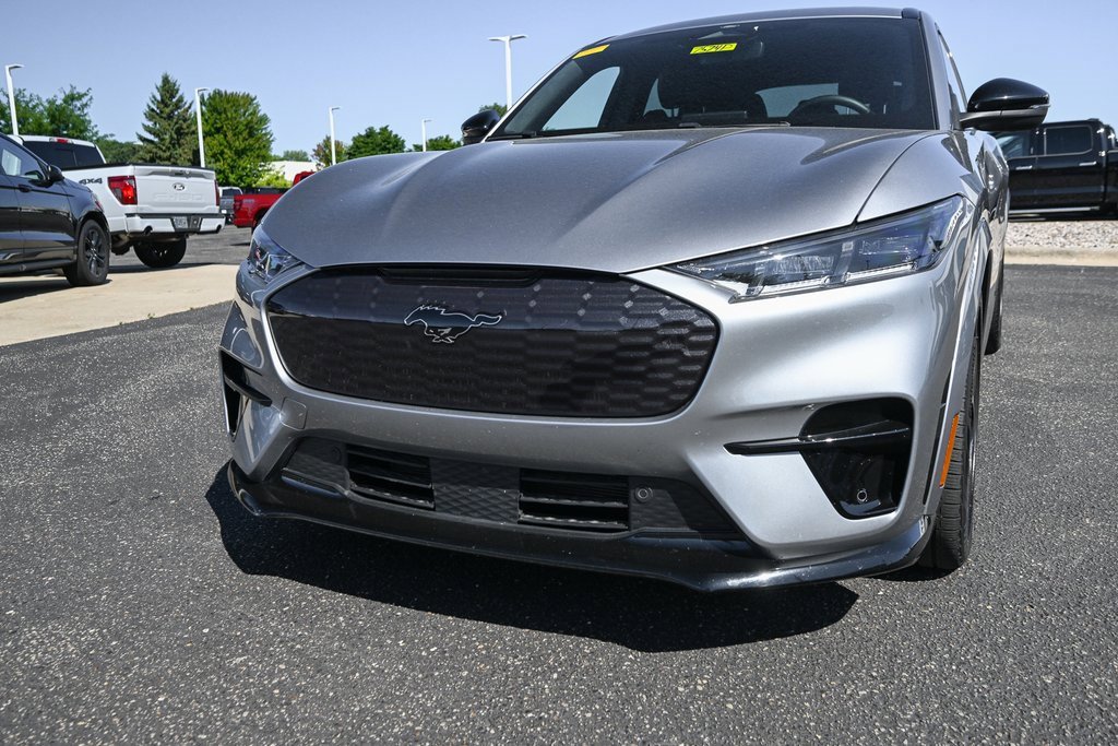 Certified 2021 Ford Mustang Mach-E GT image 11