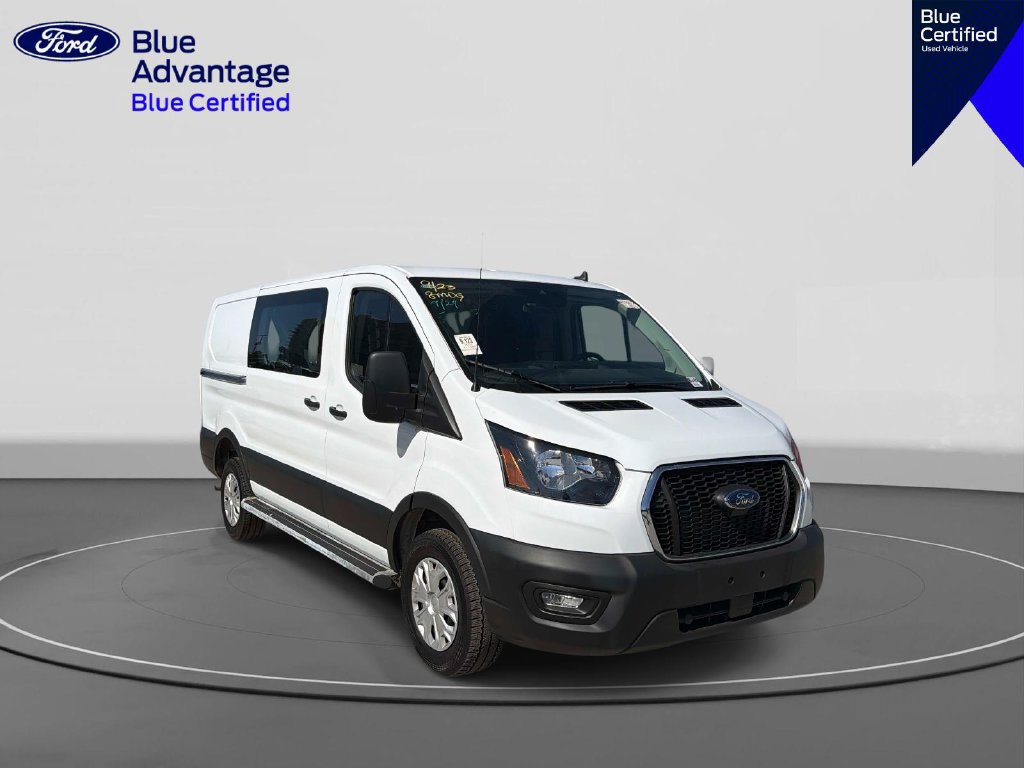 Certified 2025 Ford Transit 250 Low Roof w/ Exterior Upgrade Package RWD image 4