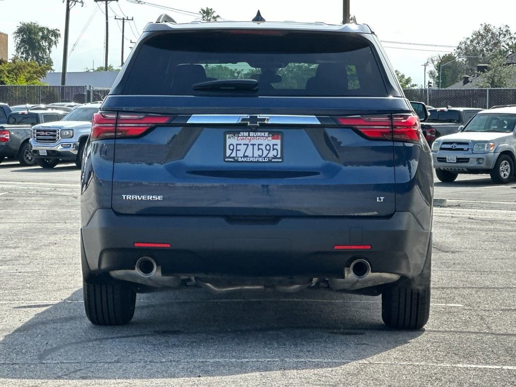 Used 2023 Chevrolet Traverse LT image 4