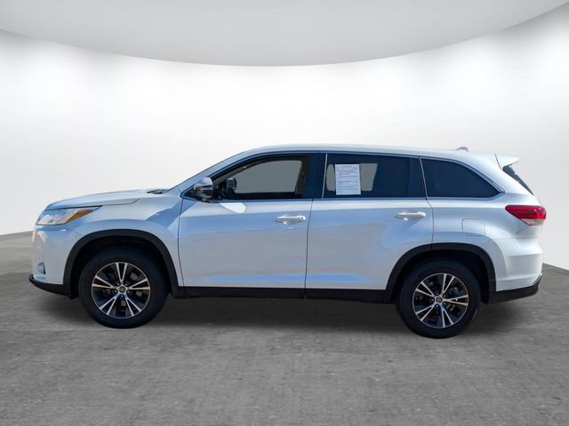 Used 2019 Toyota Highlander Plus image 2