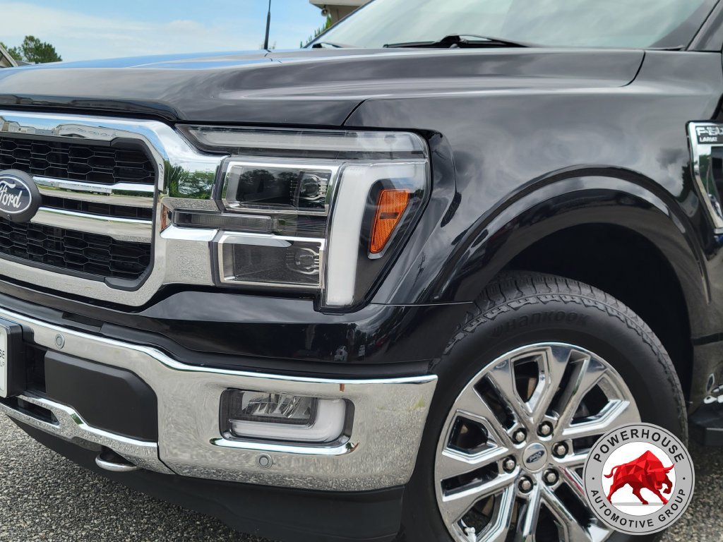 Certified 2024 Ford F150 Lariat w/ FX4 Off-Road Package AWD/4WD image 11