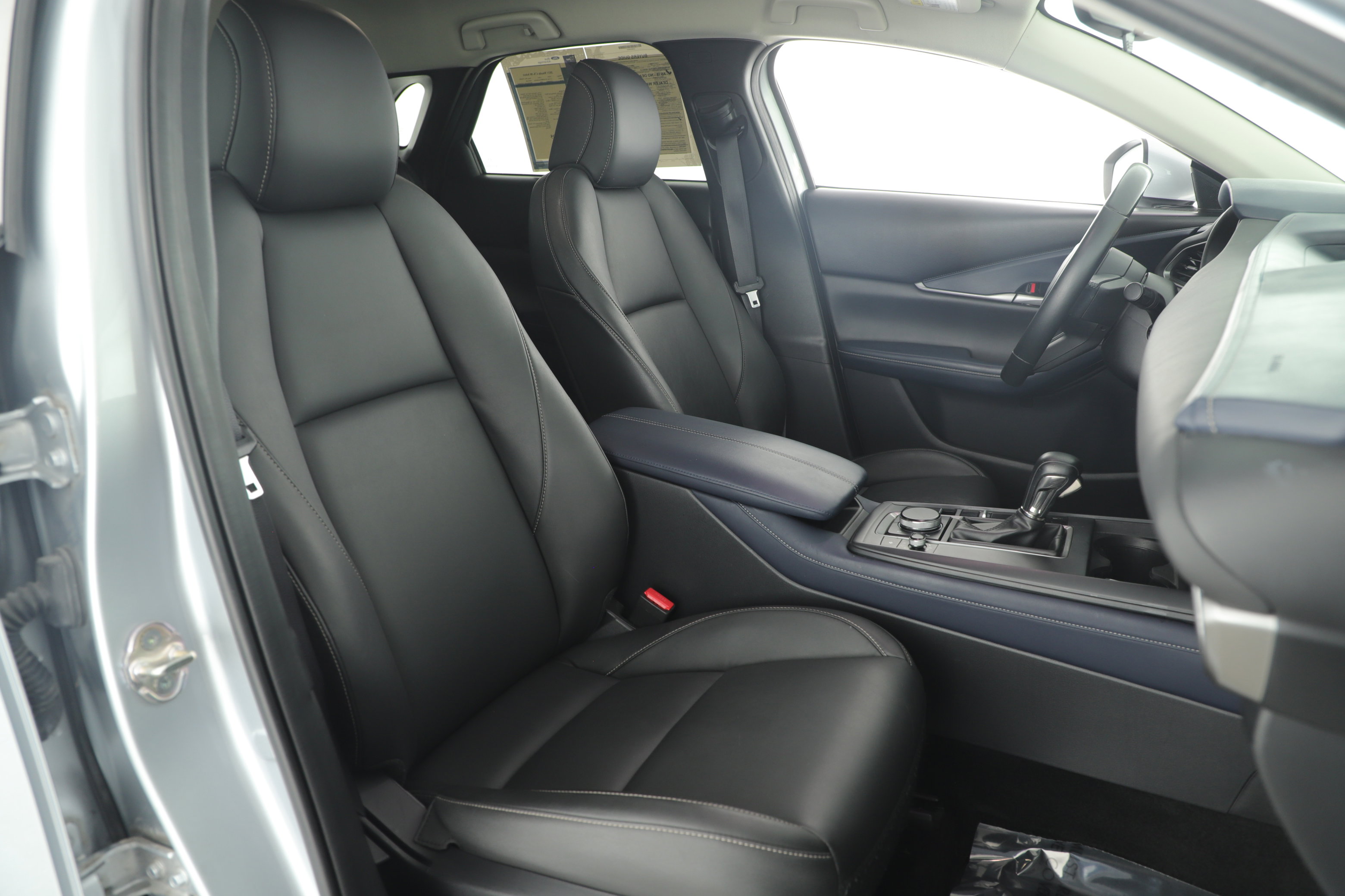 Used 2021 MAZDA CX-30 FWD 2.5 S w/ Select Package image 11