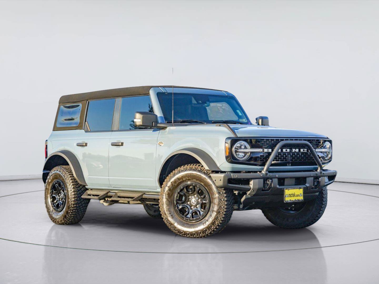Certified 2024 Ford Bronco Wildtrak AWD/4WD image 1