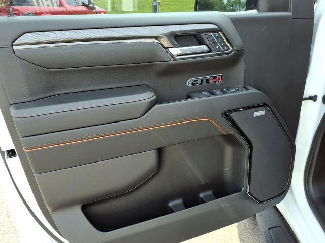 Used 2025 GMC Sierra 1500 AT4 AWD/4WD image 8