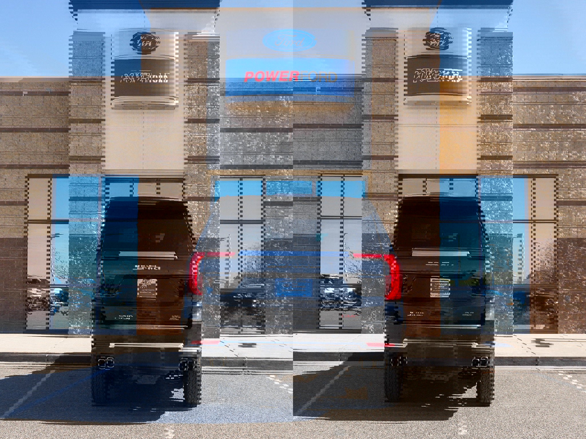 Used 2025 GMC Yukon Denali image 4