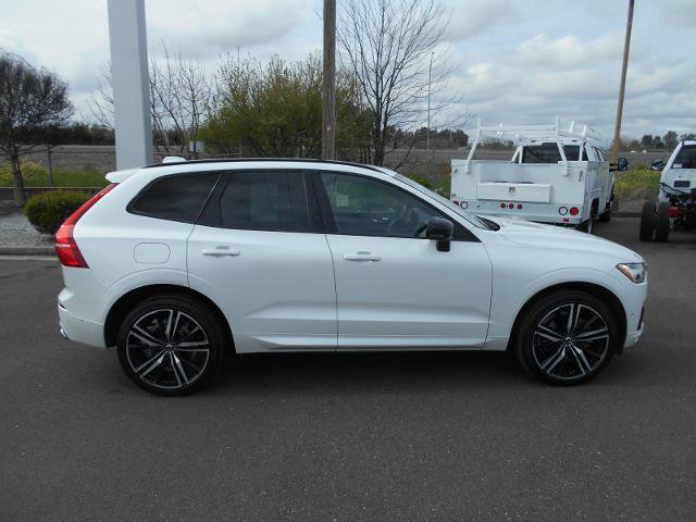 Used 2020 Volvo XC60 T6 R-Design w/ Protection Package Premier AWD/4WD image 3