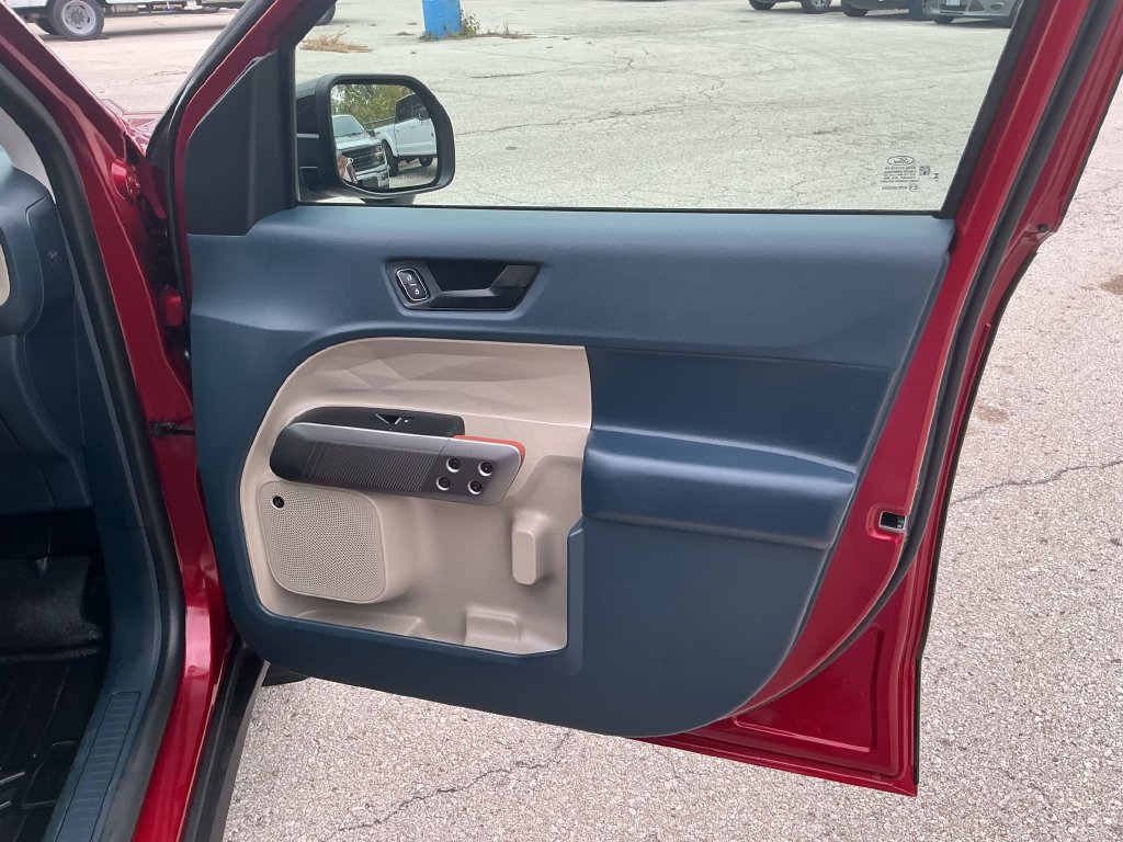 Certified 2025 Ford Maverick Lariat w/ 4K Tow Package AWD/4WD image 15