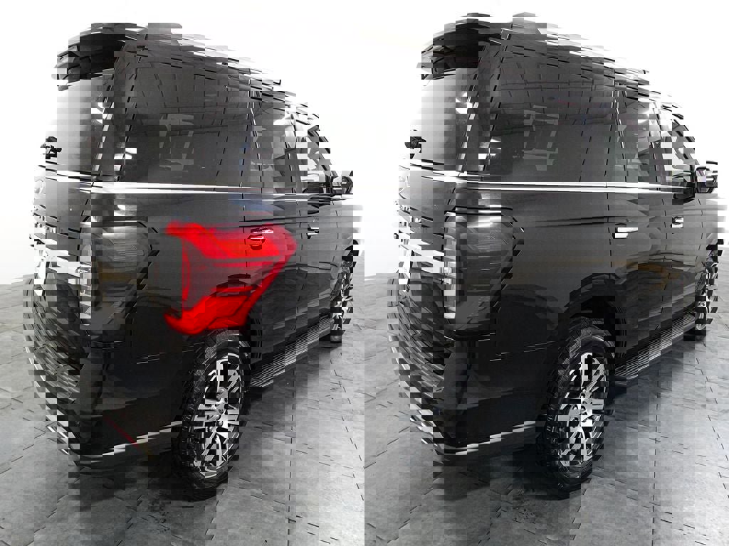 Certified 2024 Ford Expedition Limited image 5