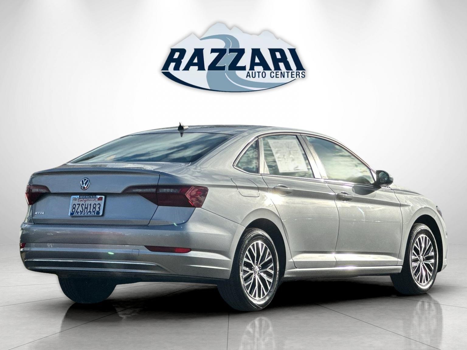 Used 2021 Volkswagen Jetta SE image 5