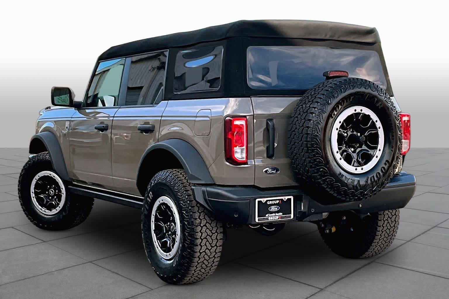 Certified 2025 Ford Bronco Big Bend w/ Black Diamond Package AWD/4WD image 12