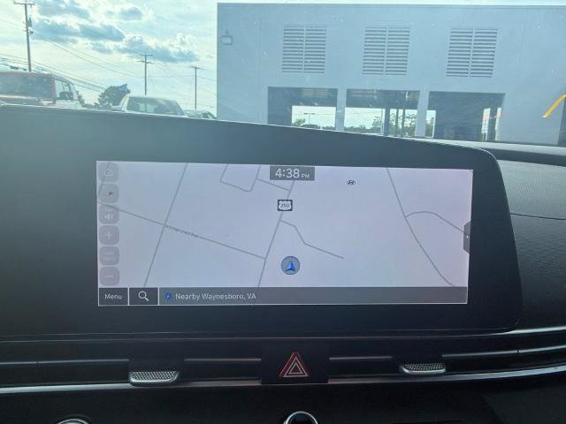 Used 2025 Hyundai Elantra SEL FWD image 12