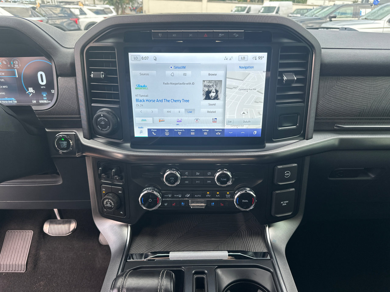 Certified 2022 Ford F150 Platinum w/ Equipment Group 701A High AWD/4WD image 29