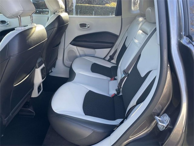 Used 2019 Jeep Compass Latitude image 26