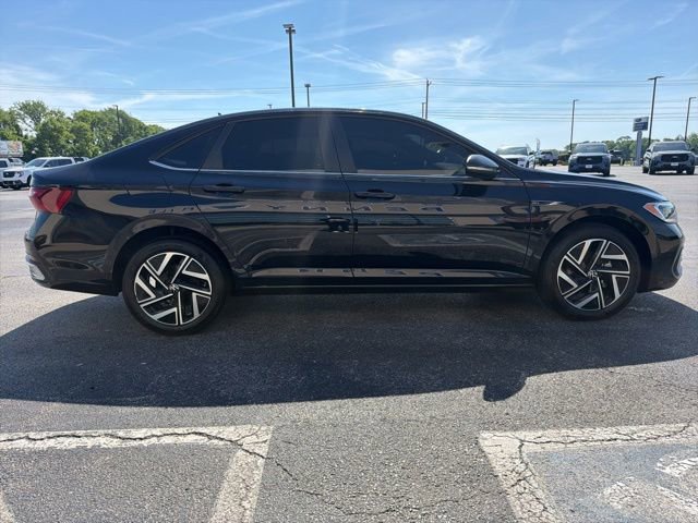 Used 2024 Volkswagen Jetta SEL FWD image 4
