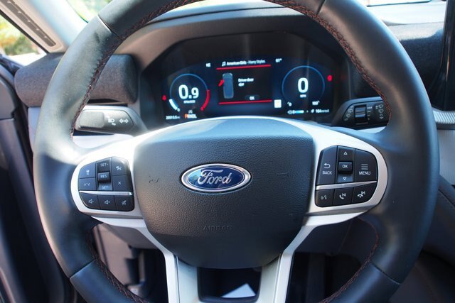 Certified 2025 Ford Explorer Active w/ Active Comfort Package AWD/4WD image 22