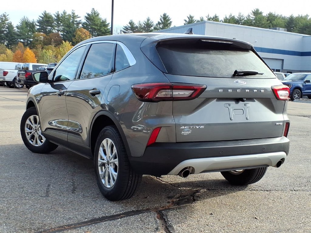 Certified 2023 Ford Escape Active w/ Tech Pack #1 AWD/4WD image 6