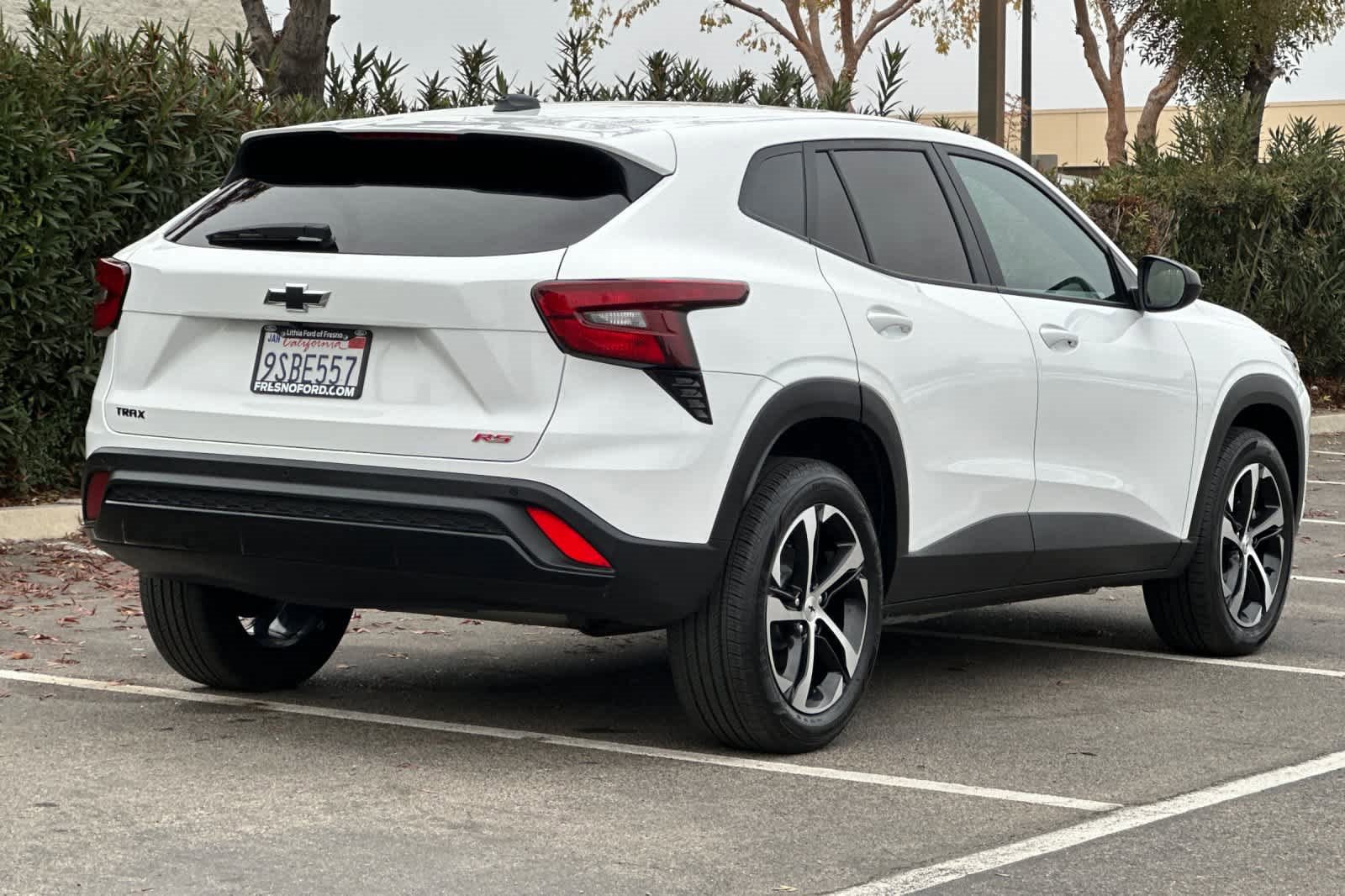 Used 2025 Chevrolet Trax RS w/ Driver Confidence Package image 5