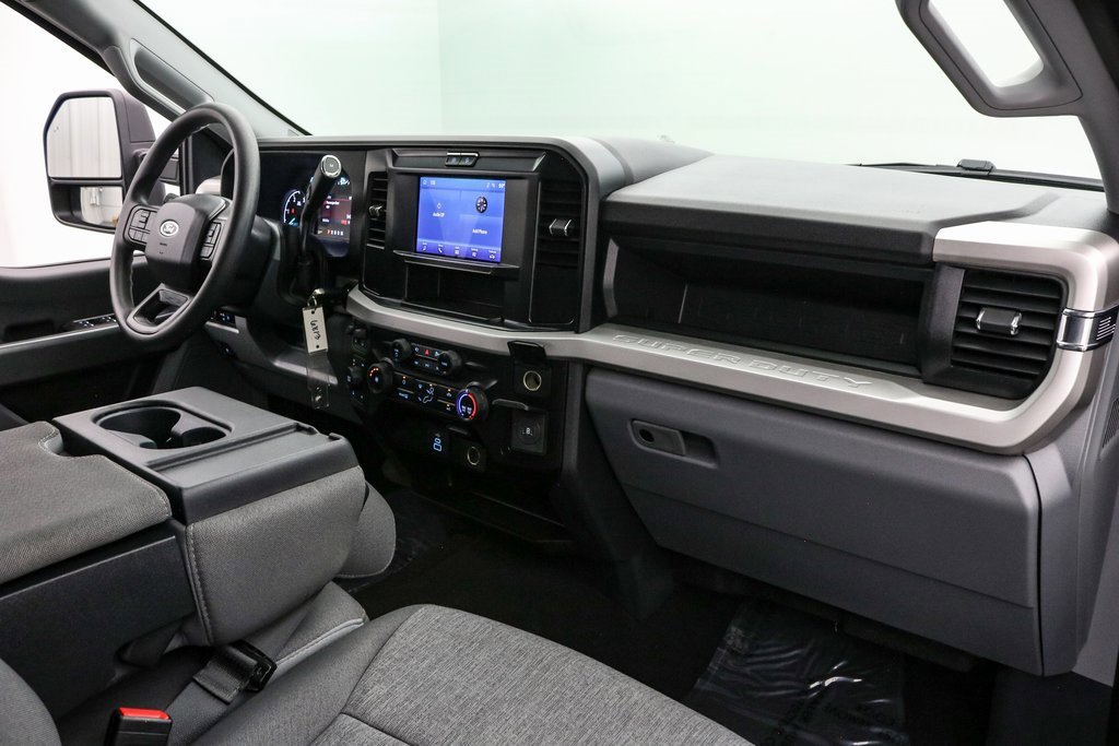 Certified 2025 Ford F250 XL w/ STX Appearance Package image 22