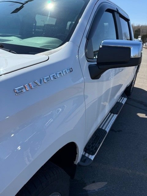 Used 2020 Chevrolet Silverado 1500 LT w/ All-Star Edition AWD/4WD image 9