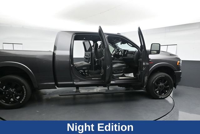 Used 2023 RAM 3500 Limited AWD/4WD image 32