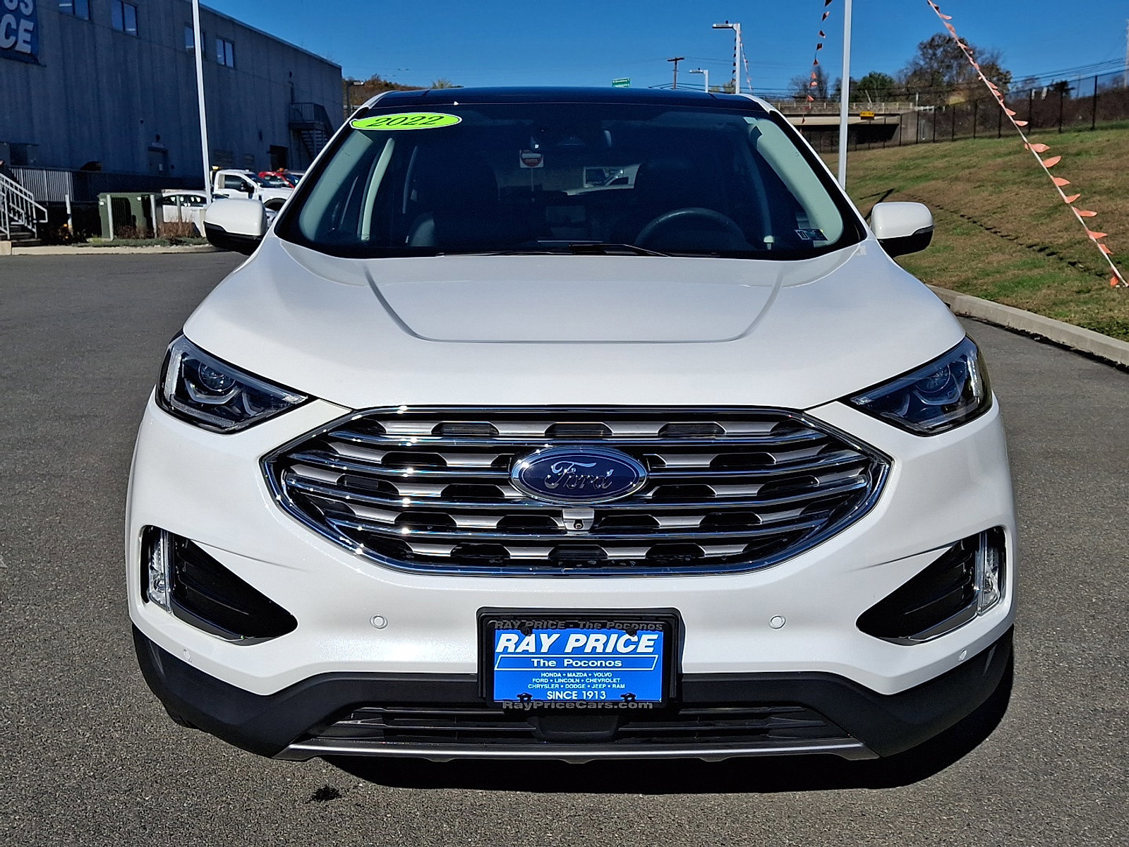 Certified 2022 Ford Edge Titanium w/ Equipment Group 301A image 7