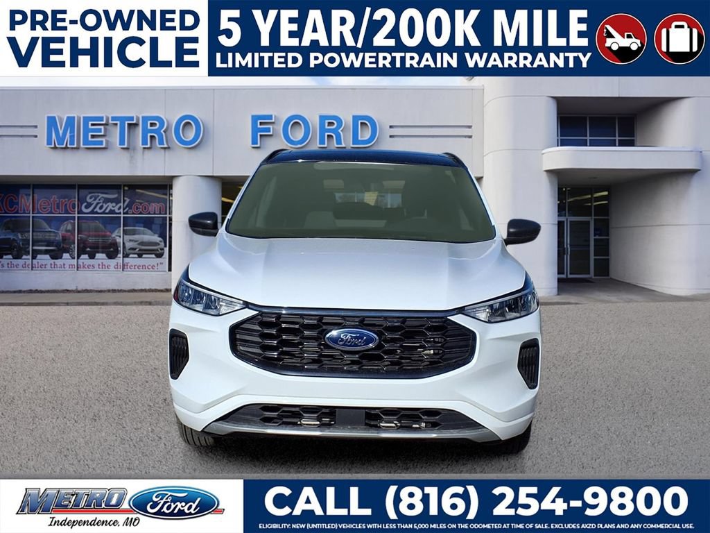Certified 2023 Ford Escape ST-Line w/ Tech Pack #1 AWD/4WD image 8