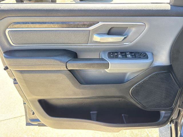 Used 2021 RAM 1500 4x4 Quad Cab image 15