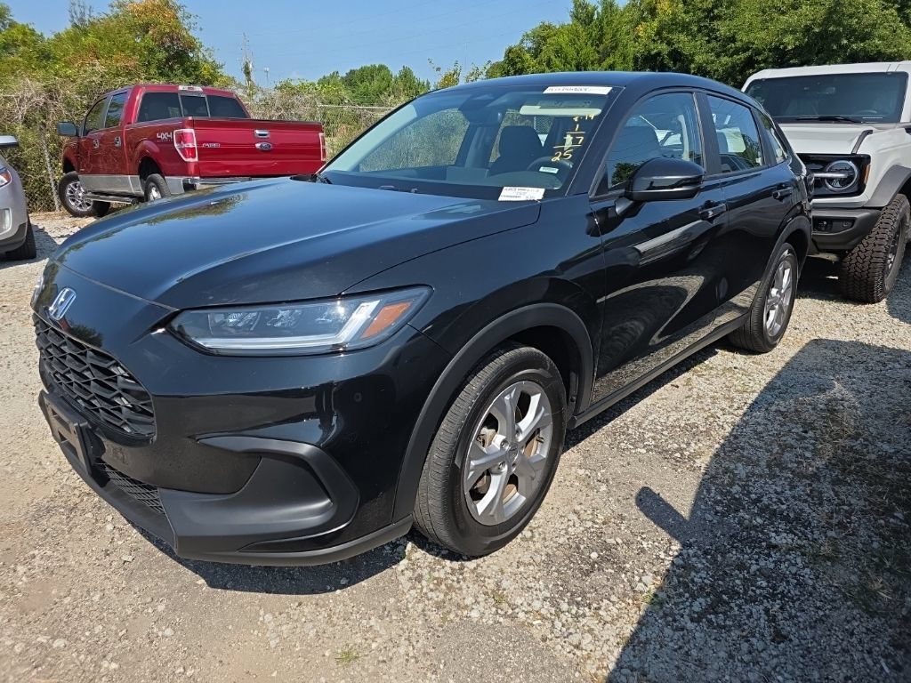 Used 2025 Honda HR-V LX image 3